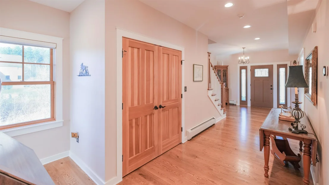 Photo of 42 Deerfield