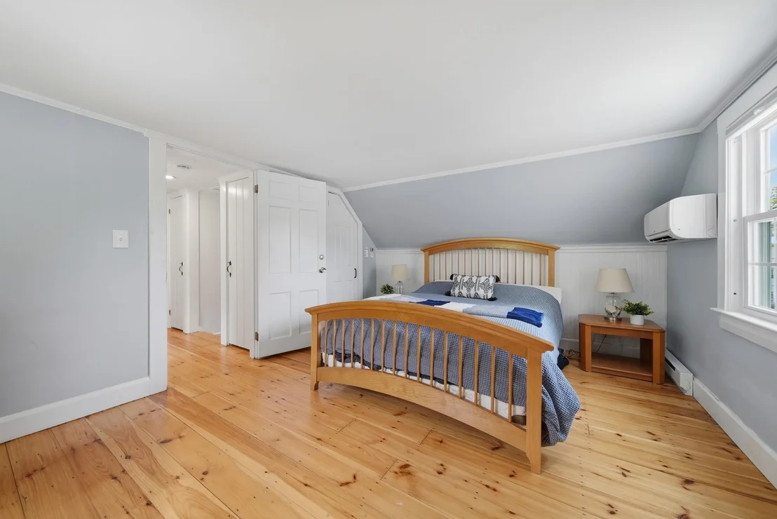 Photo of 27 Baker