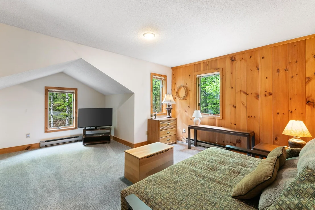 Photo of 34 Ellis Brook