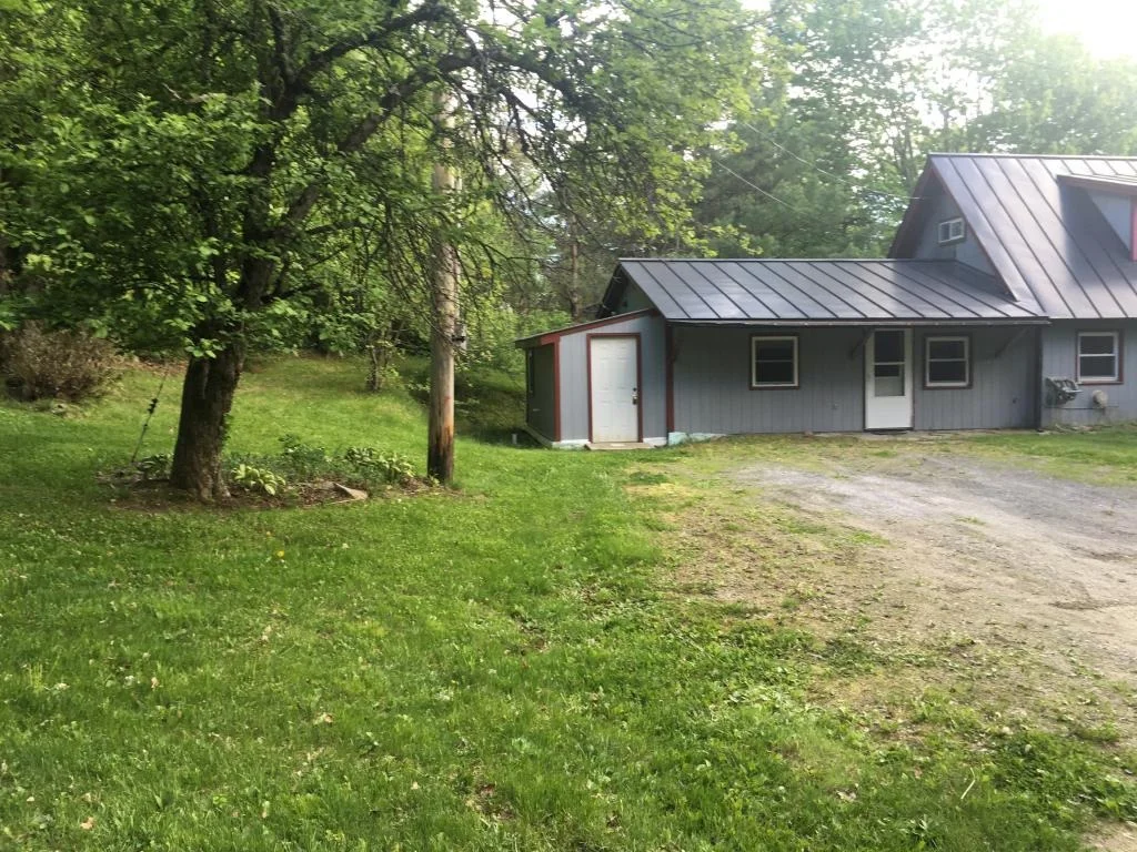Photo of 1486 West Hill