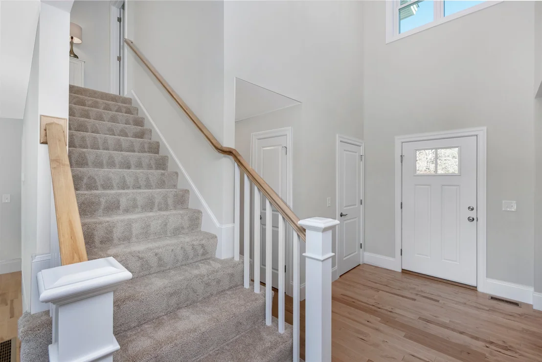 Photo of 8 Acadia