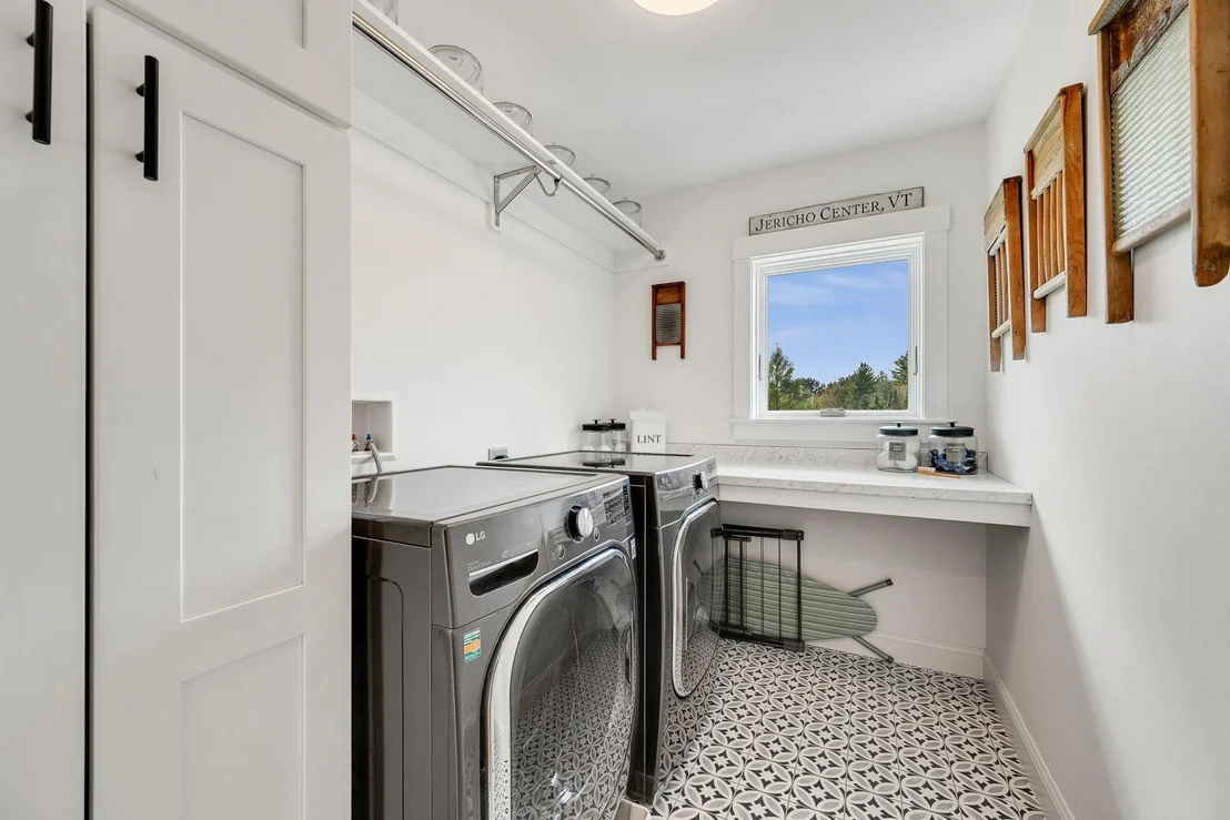 Photo of 17 Winding Brook