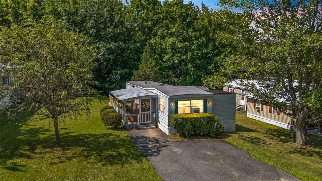 Photo of 99 Hayes Mobile Home