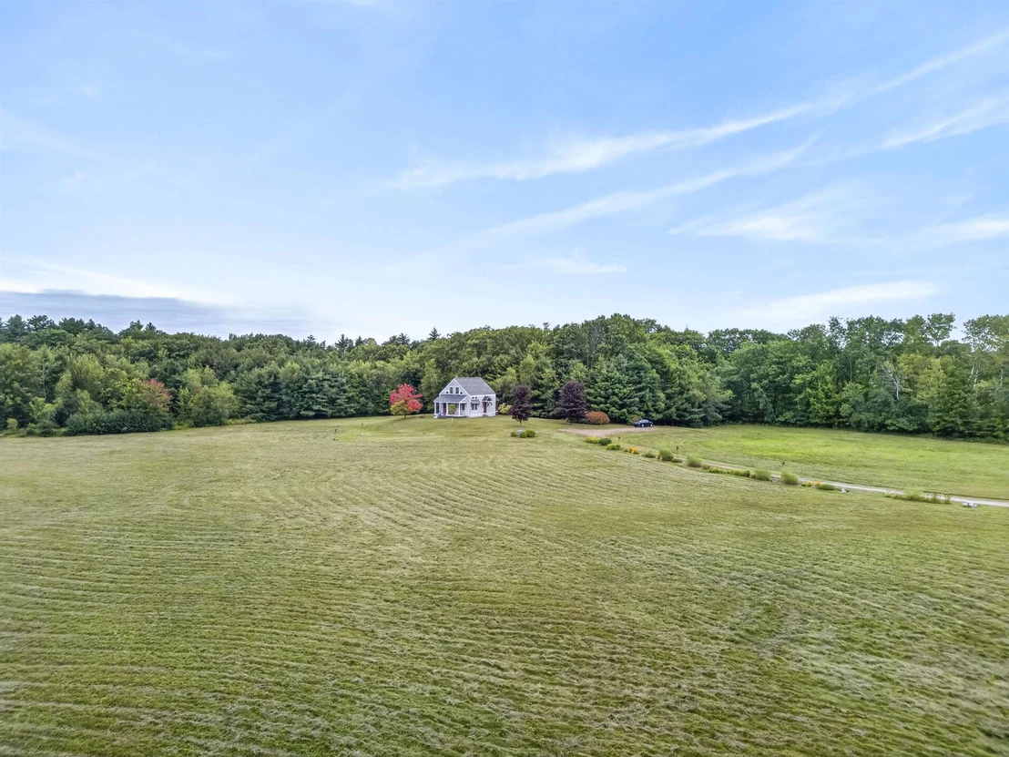 Photo of 854 Murray Hill