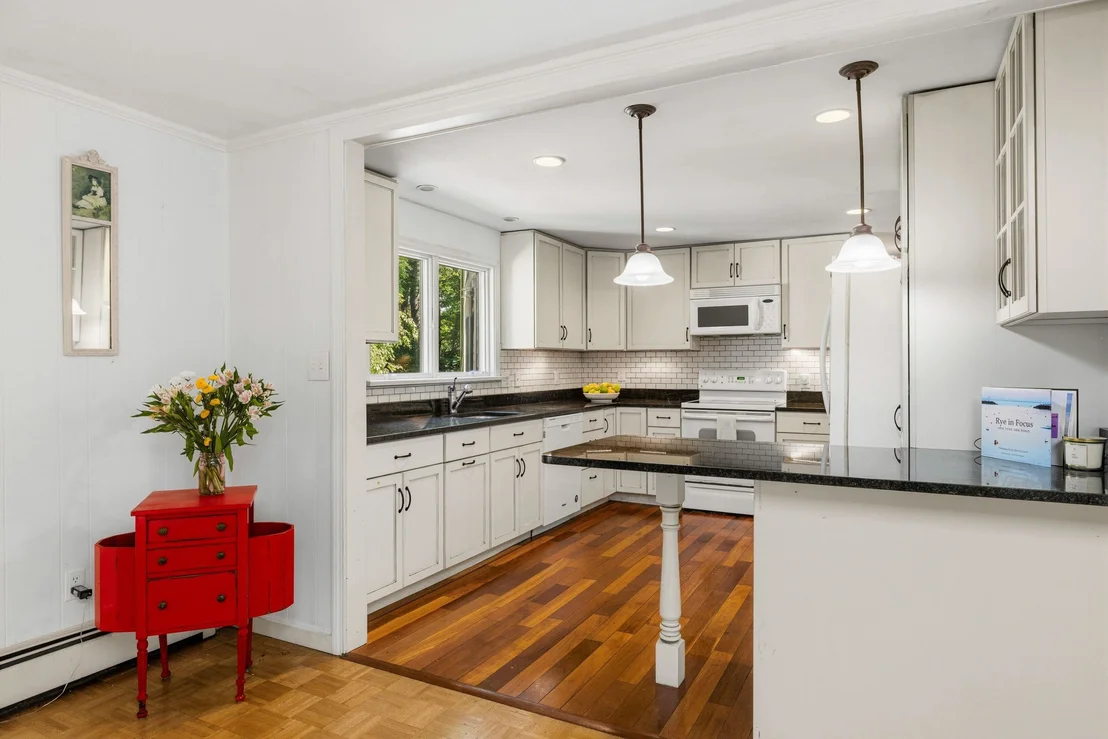 Photo of 140 Pioneer