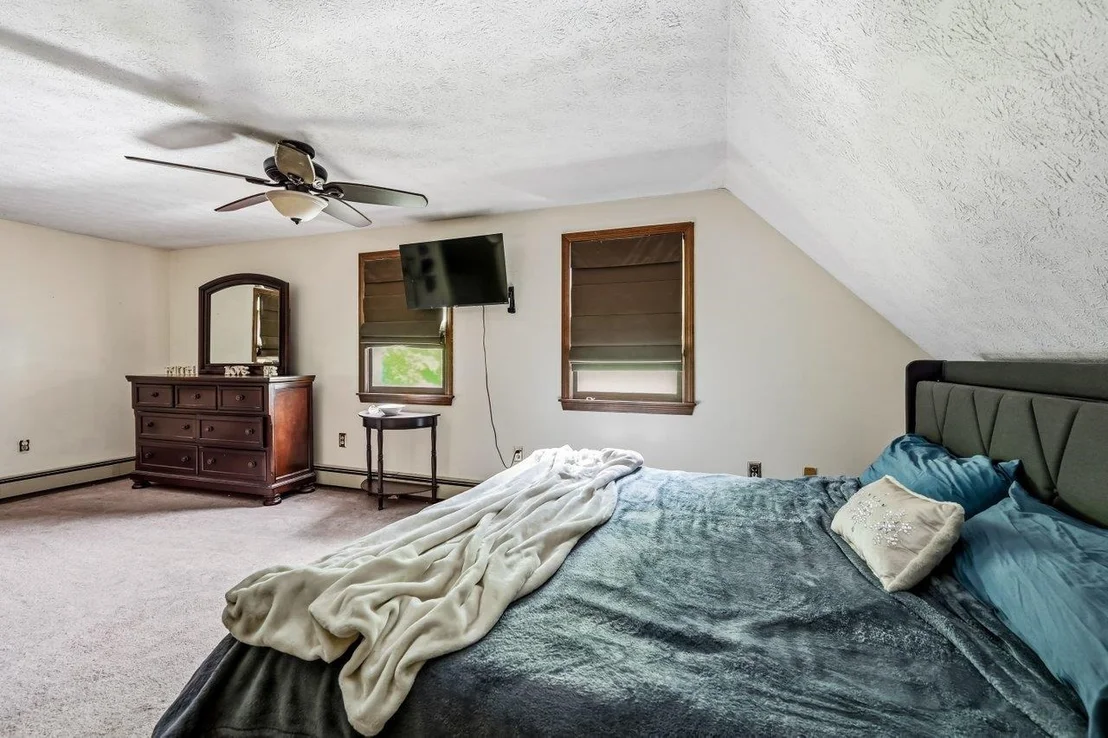 Photo of 154 Flagg