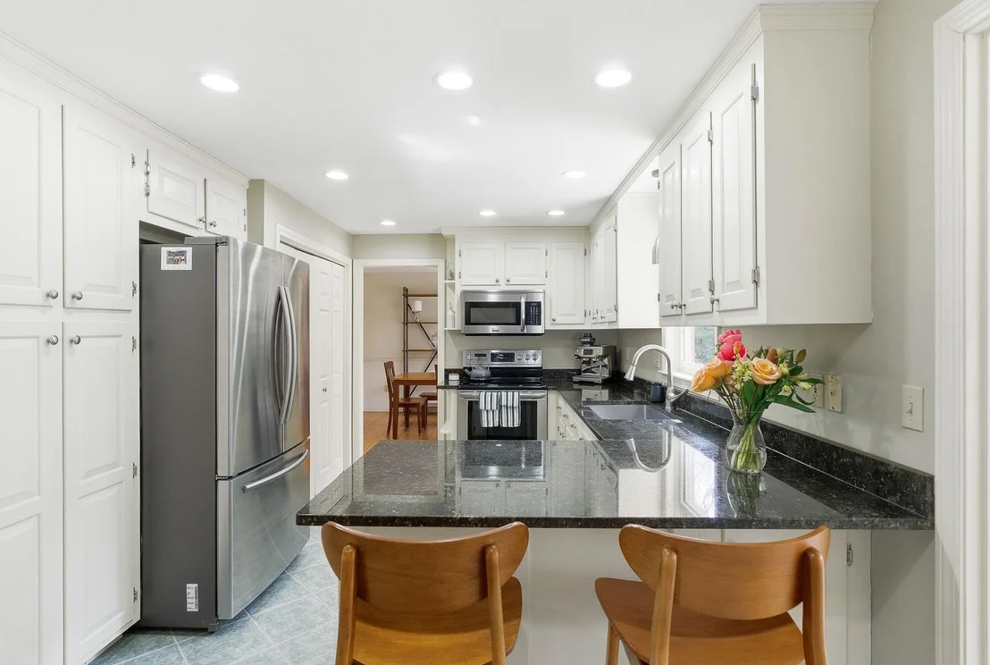 Photo of 25 Buttonwood
