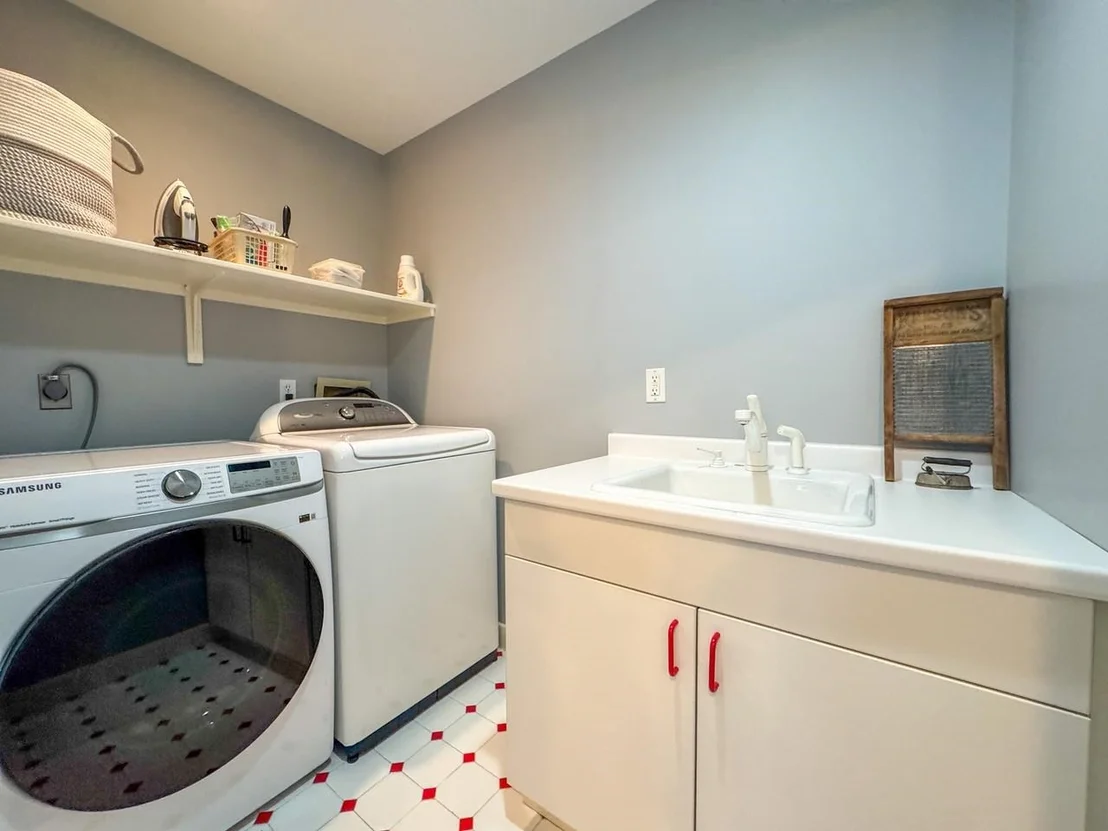 Photo of 165 Crescent