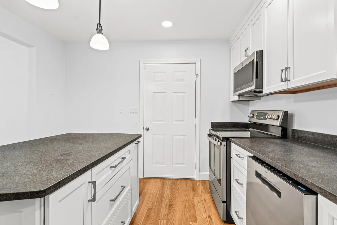 Photo of 14 Davis