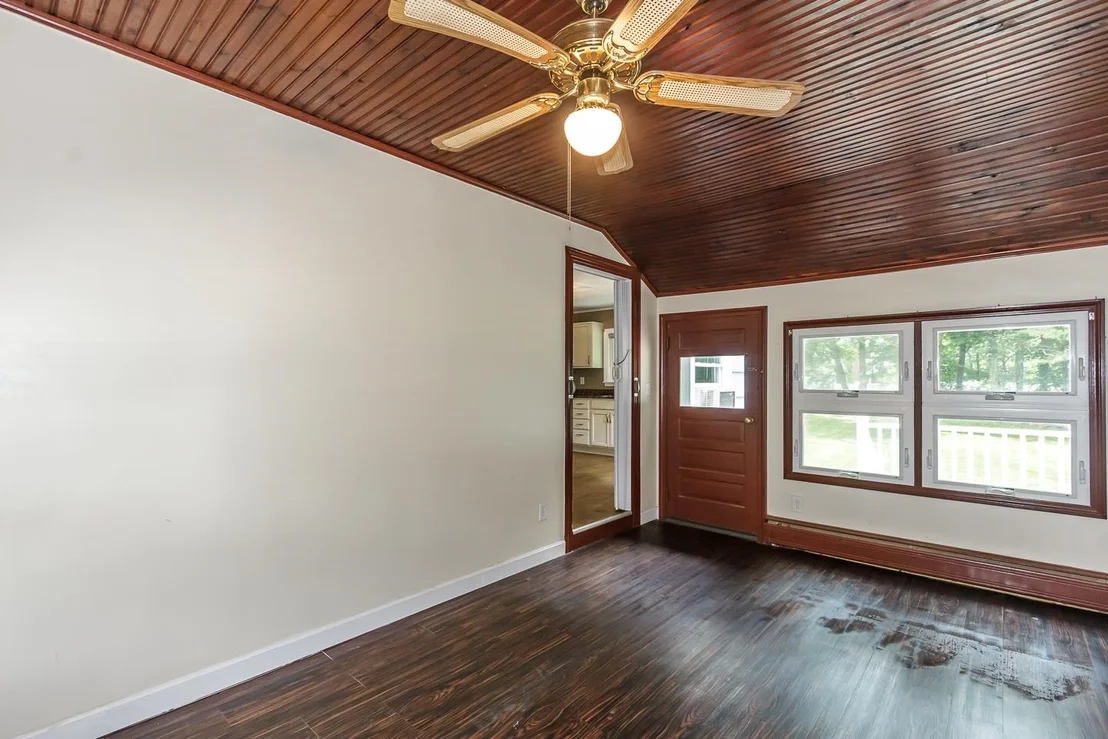 Photo of 43 Bluff