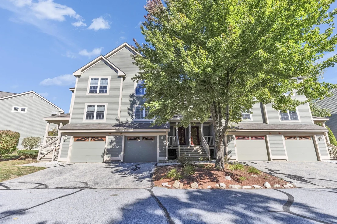 Photo of Unit 84 at 1465 Hooksett
