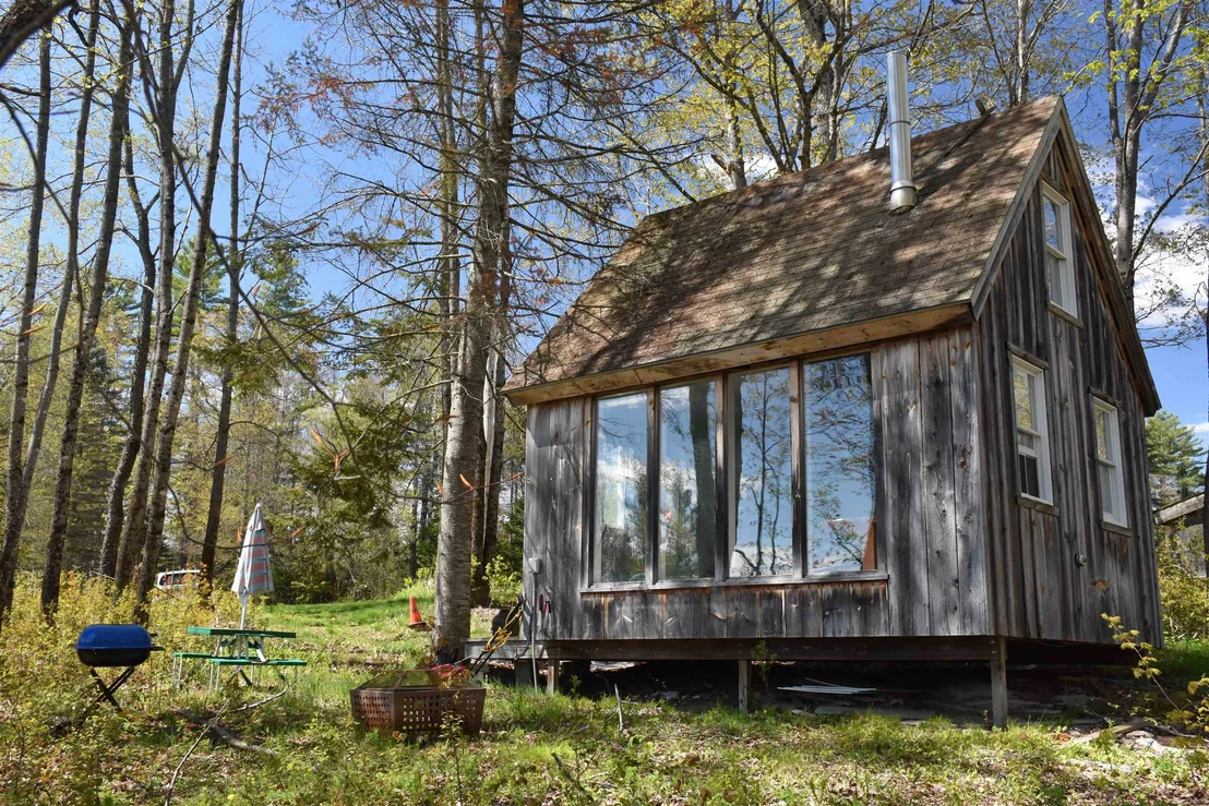 Photo of 1078 Brook