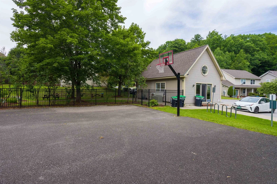 Photo of 331 Cedar
