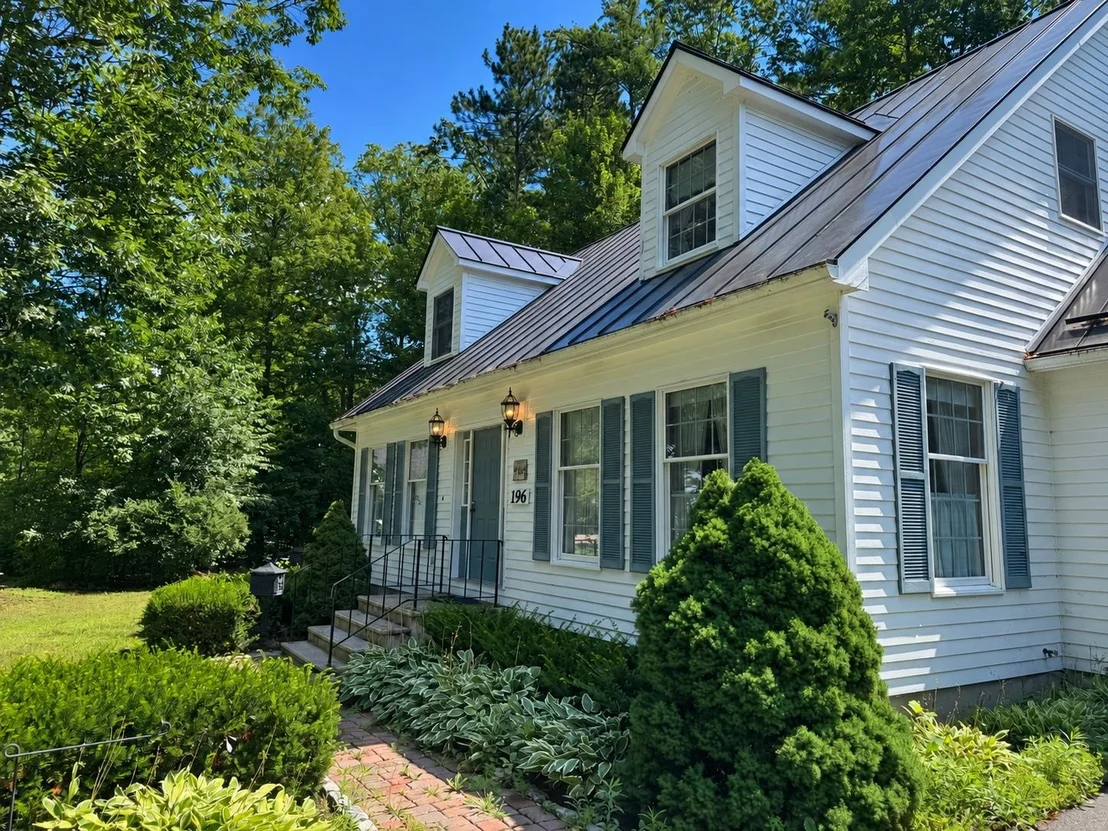 Photo of 196 Spruce