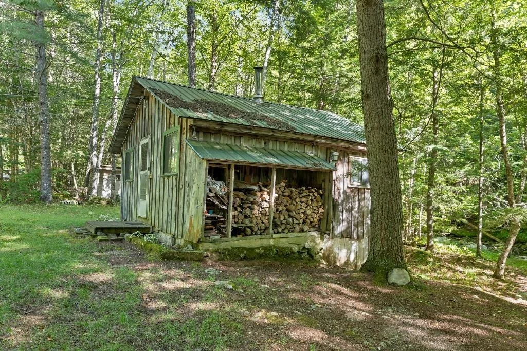 Photo of 32 Johnson Brook
