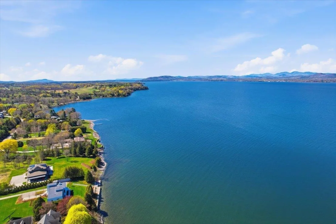 Photo of 481 Hills Point