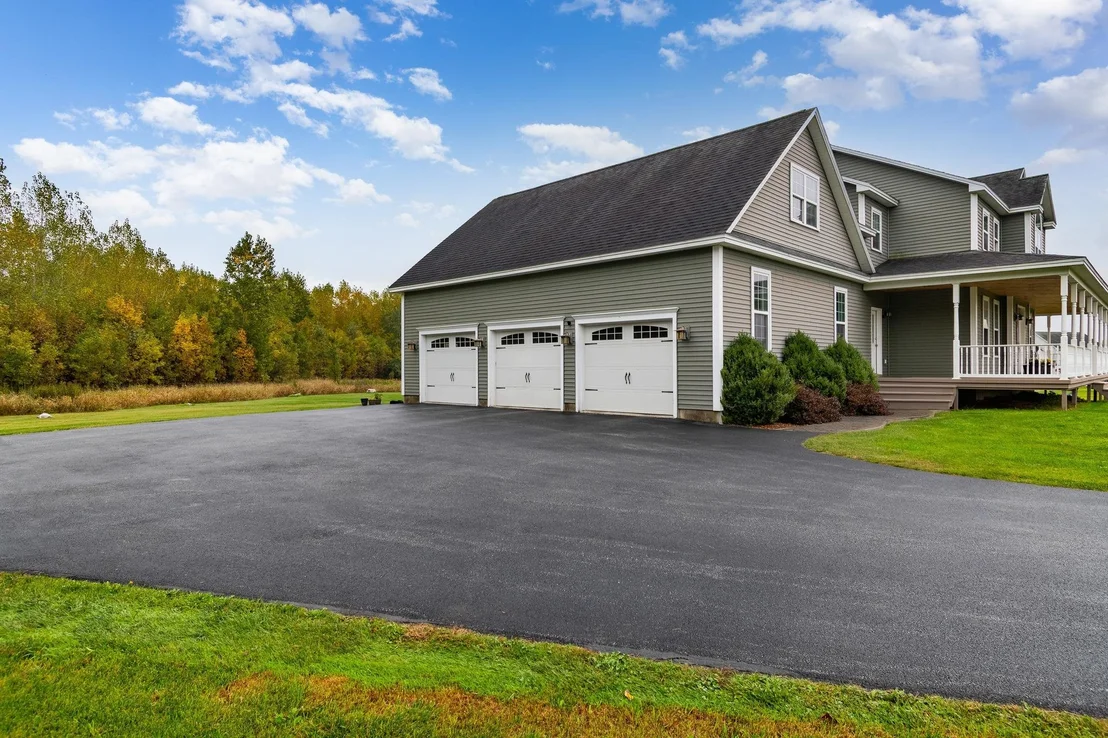 Photo of 8 Meadow View