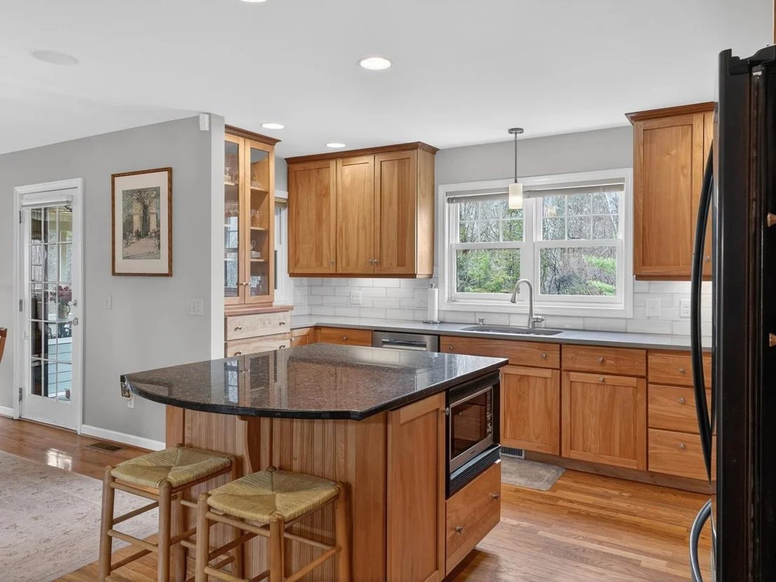 Photo of 79 Featherbed