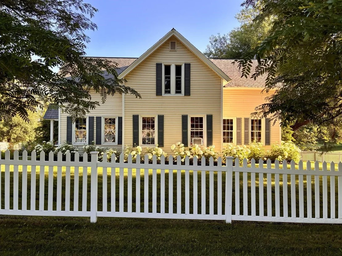 Photo of 280 Main