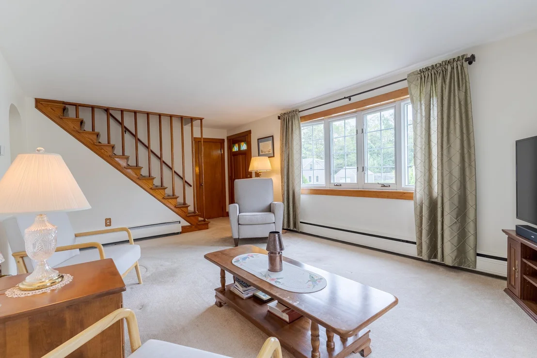 Photo of 8 Lowell
