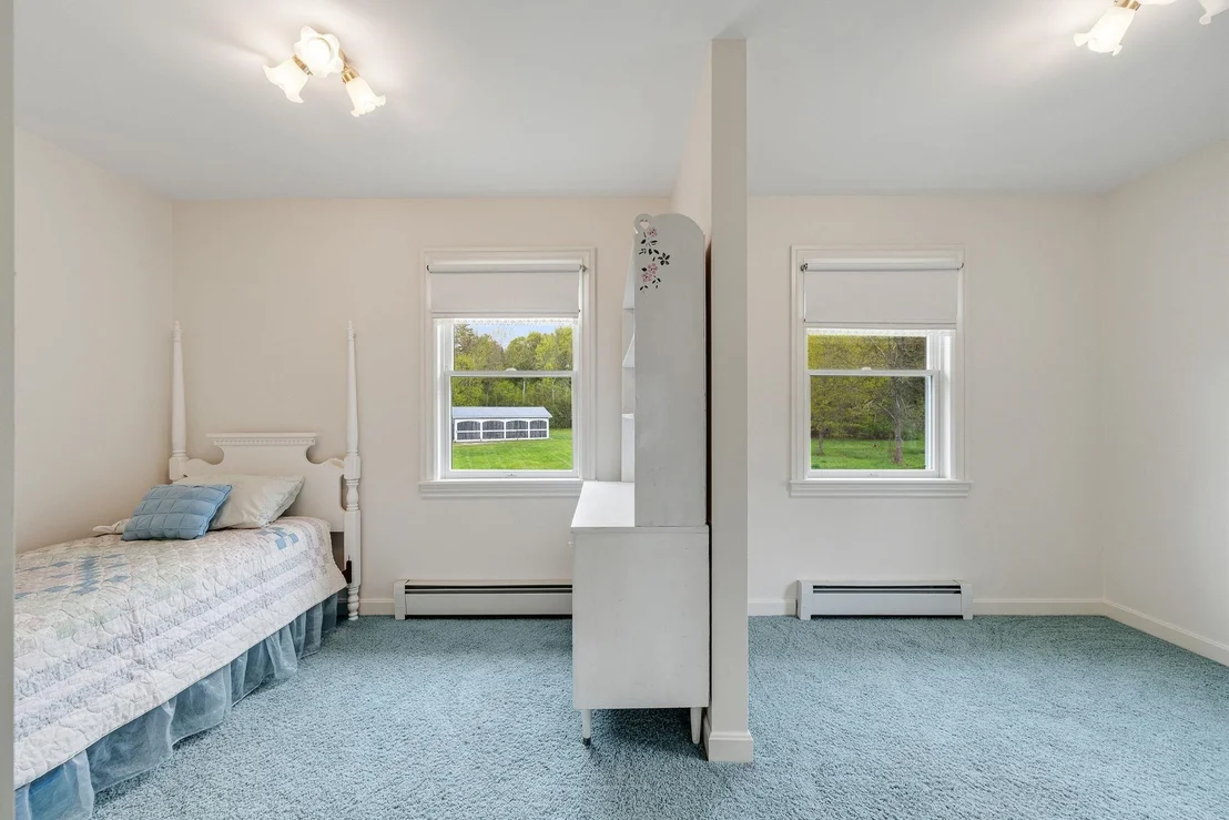 Photo of 302 Ledge Hill