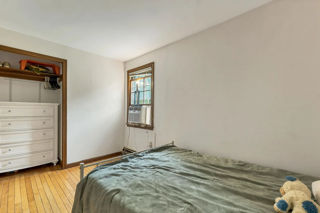 Photo of 263 Upper Troy