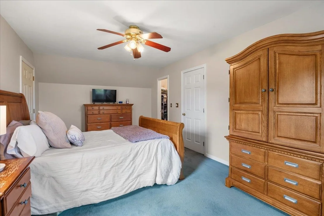 Photo of 381 Bennett
