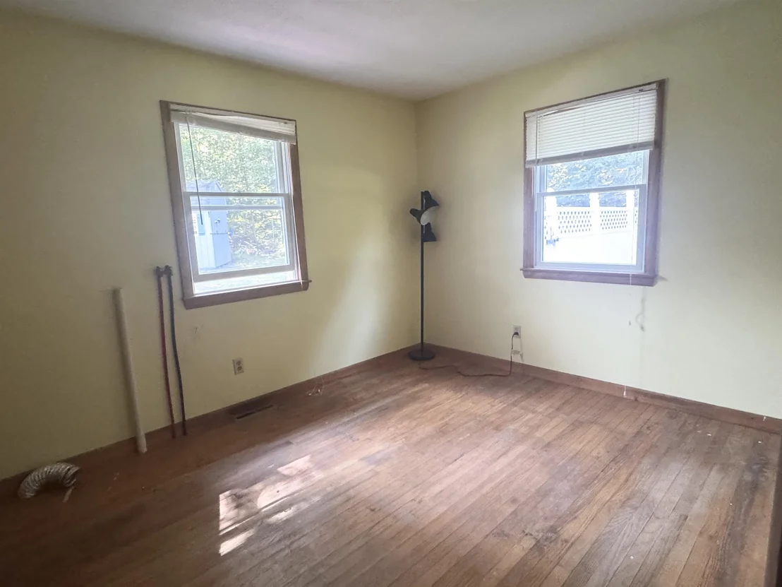 Photo of 35 Reese