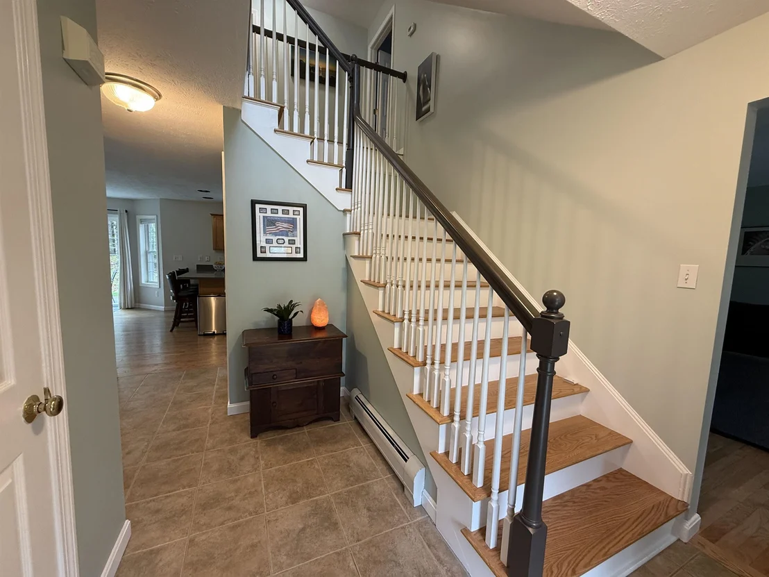 Photo of 28 Fieldstone