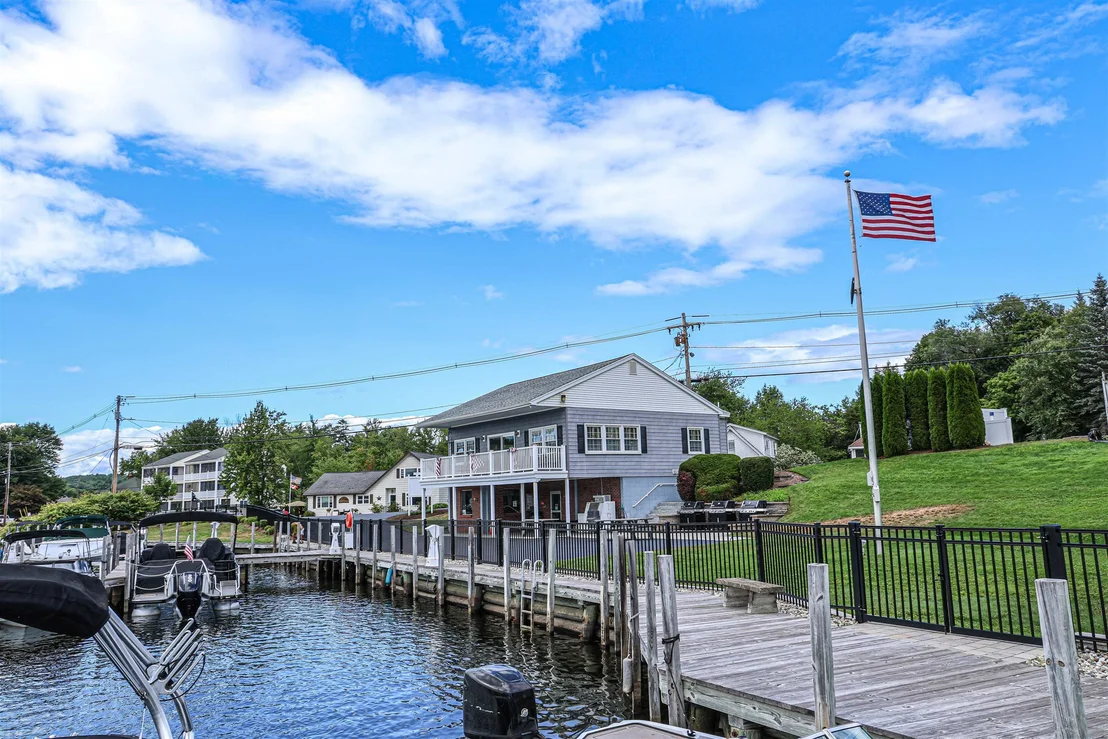 Photo of 21 Pleasant