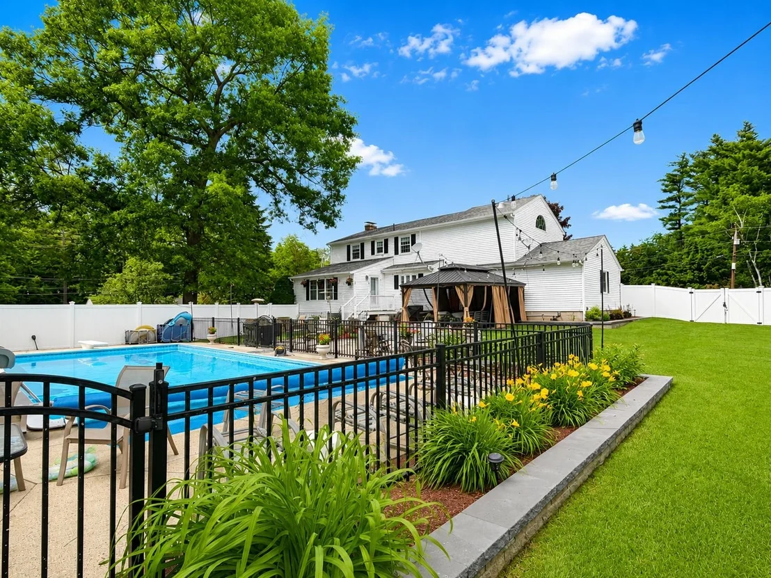 Photo of 1 Valleyview