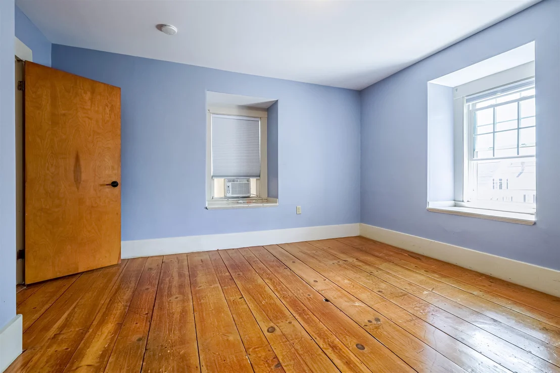Photo of 8 Grove