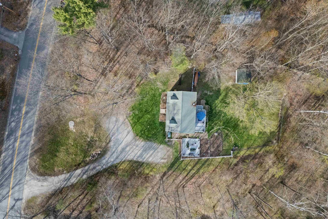 Photo of 345 Davison