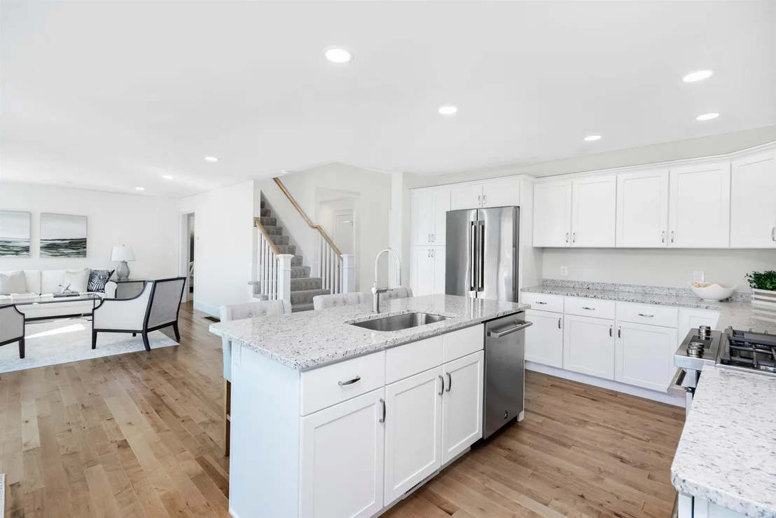 Photo of 8 Acadia