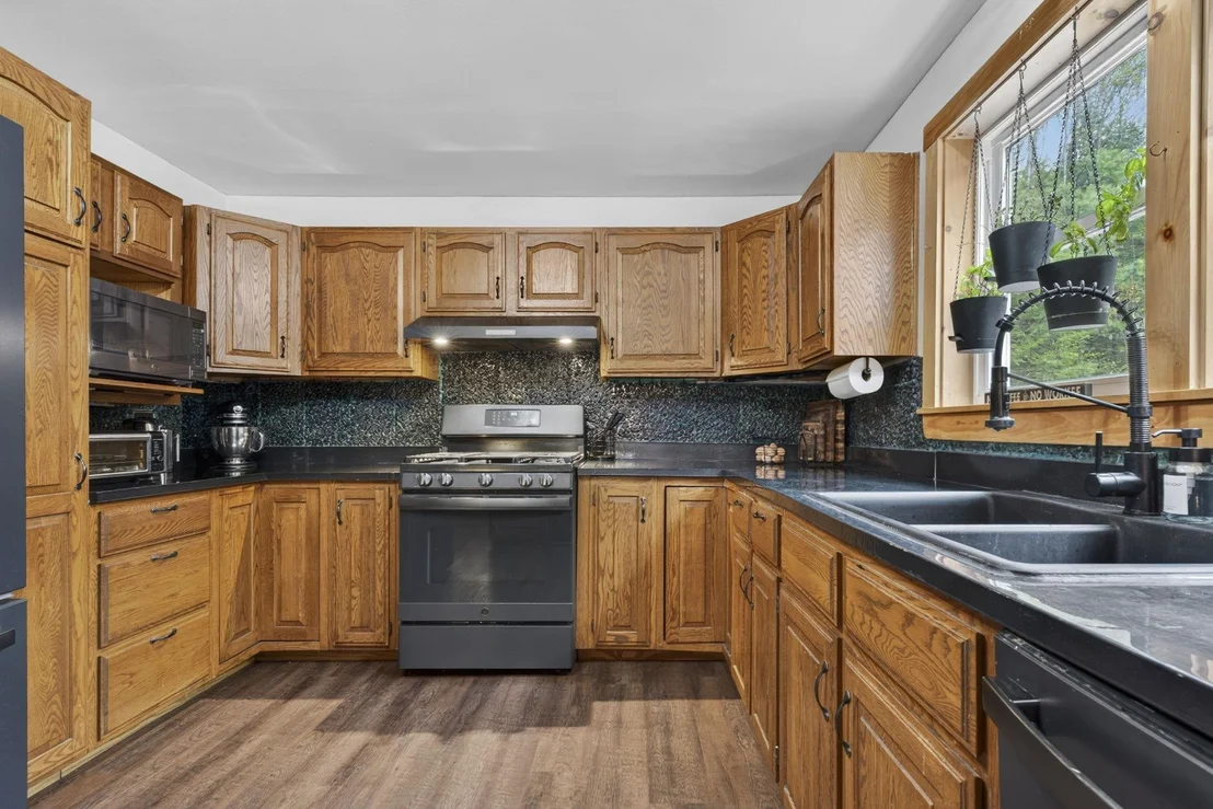 Photo of 333 Roby
