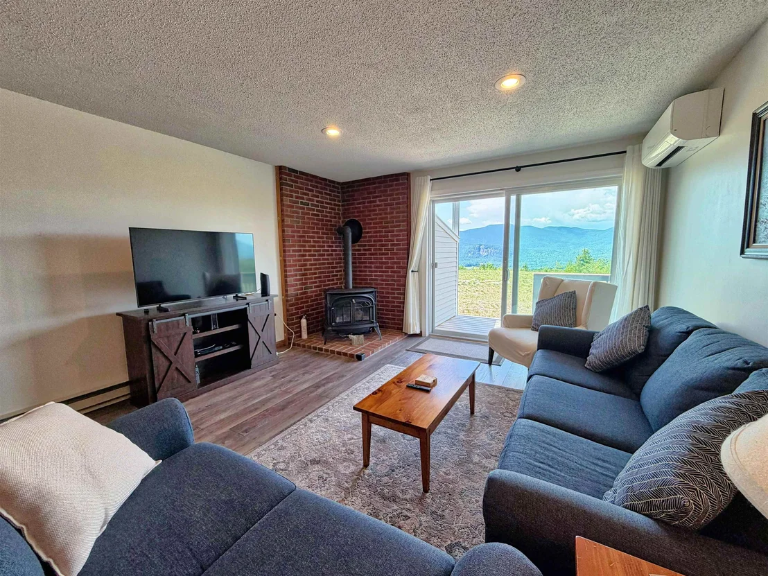 Photo of Unit J82 at J82 Eagle Ridge Condo