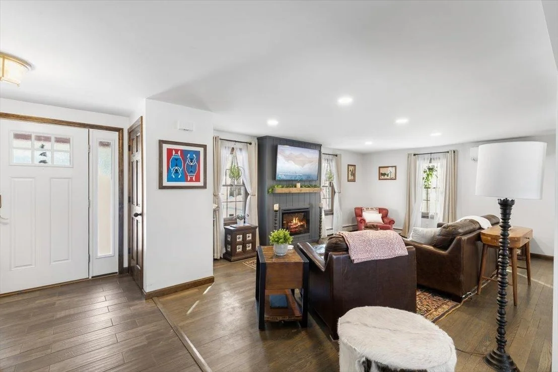Photo of 11 Farview Hill