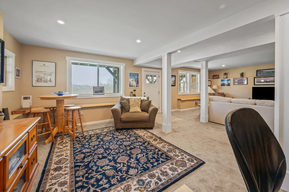 Photo of 131 Glen Ledge