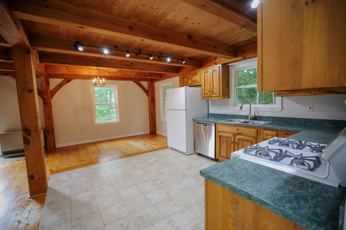 Photo of 570 Upper Meehan