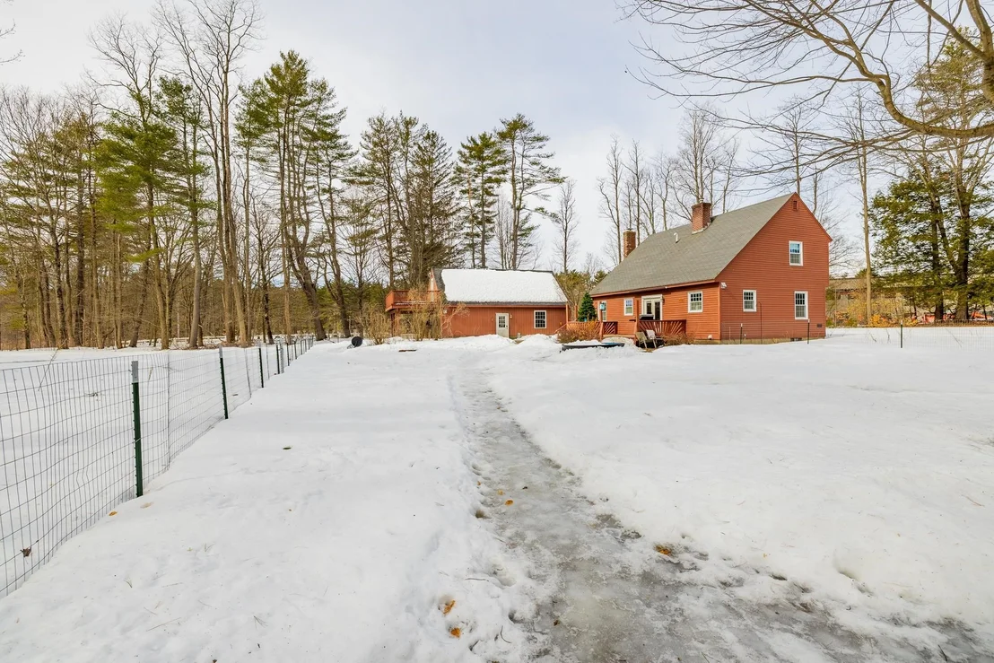 Photo of 1487 NH Route 12A