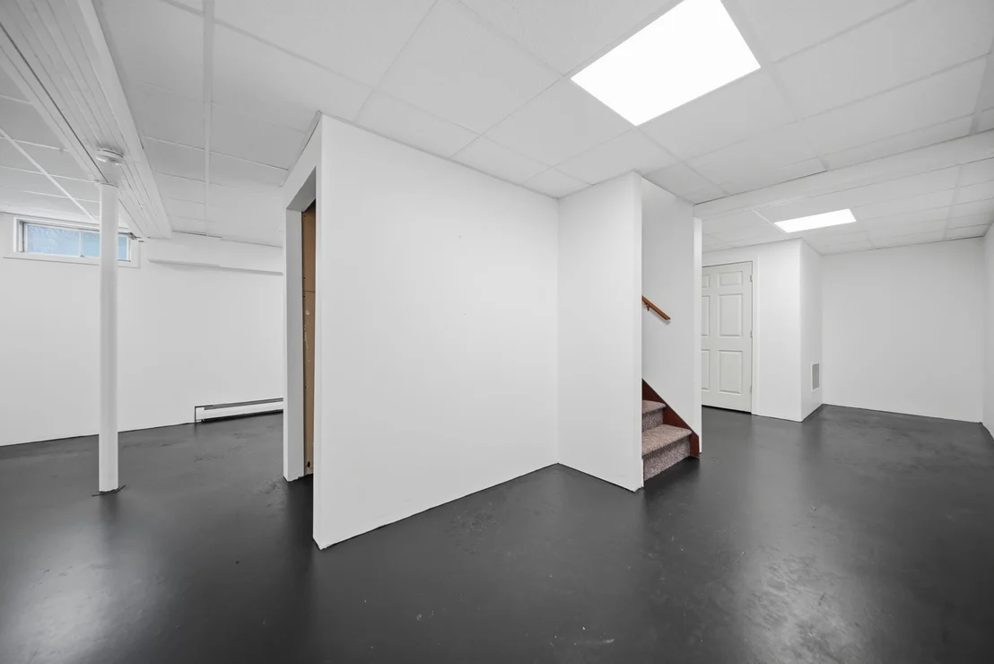 Photo of 142 Forestview