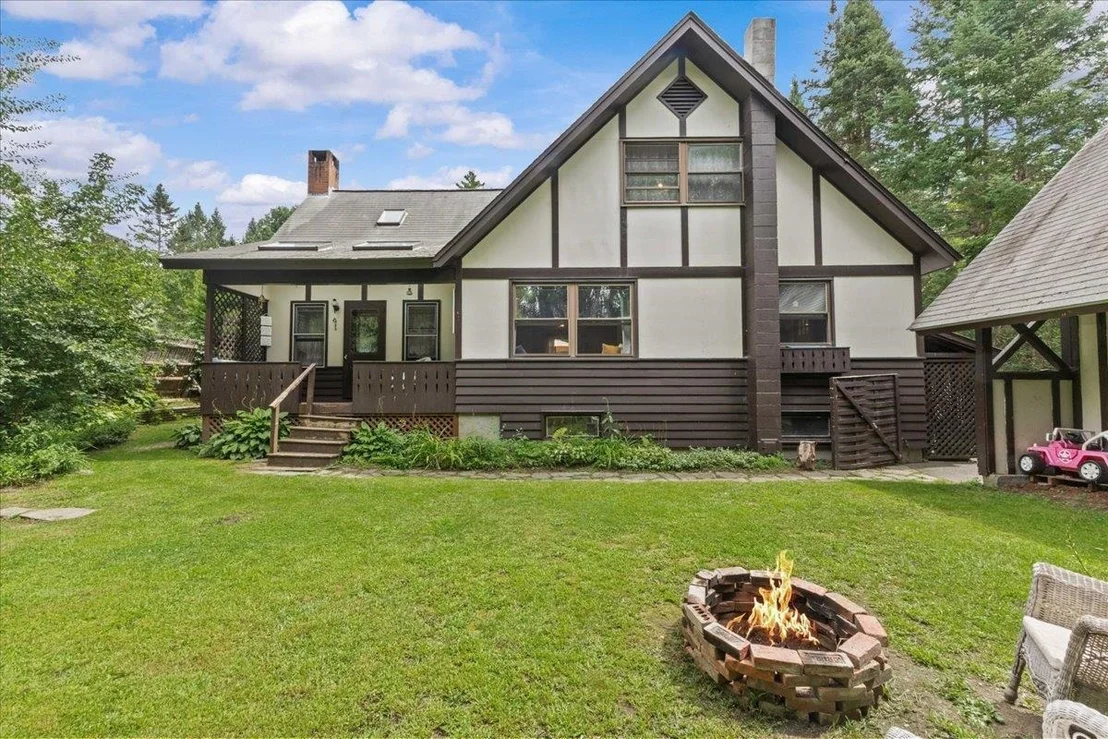 Photo of 6 Edgewood