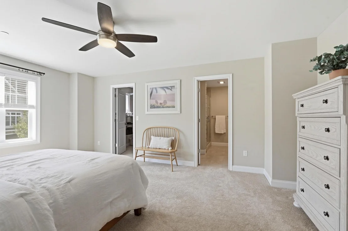 Photo of Unit A at 8 Manor