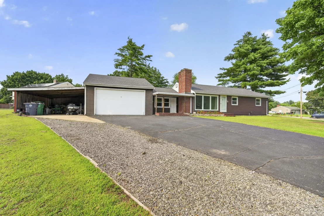 Photo of 75 Forest Park