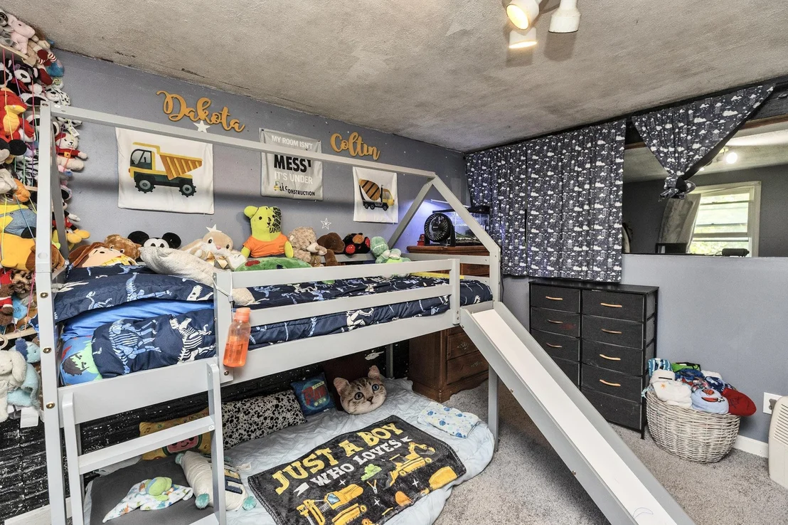 Photo of 511 Forristall