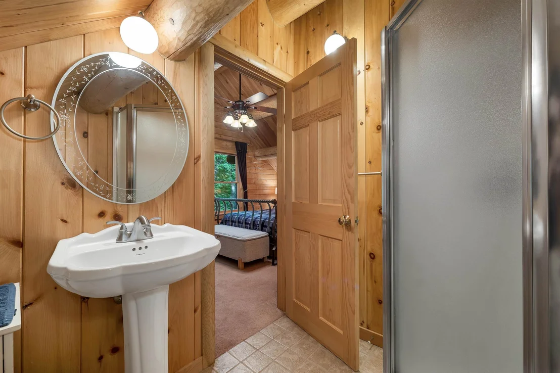 Photo of 40 Lindsley