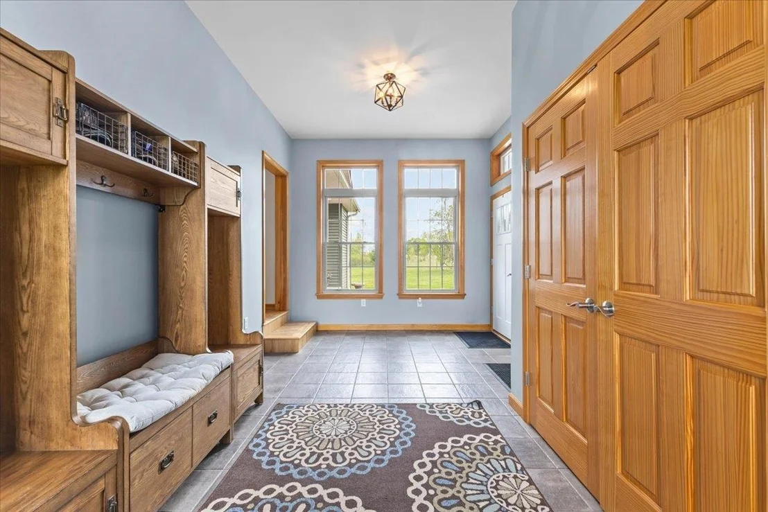 Photo of 28 Rileys