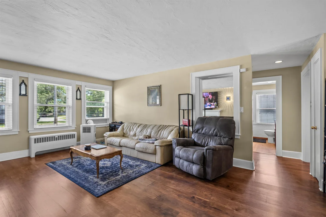 Photo of 222 Calef