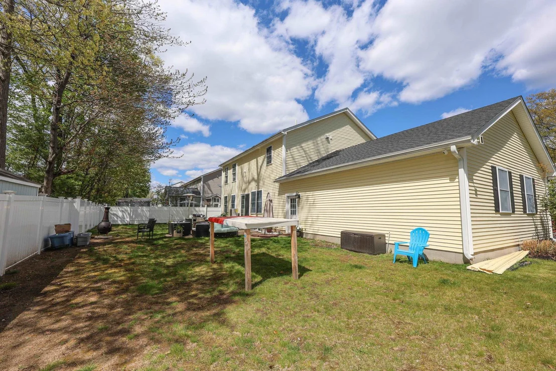 Photo of 237 Stanton