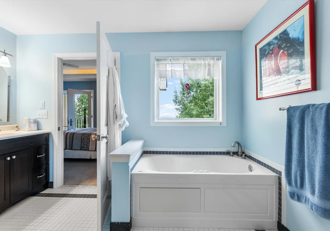 Photo of 408 Dubray